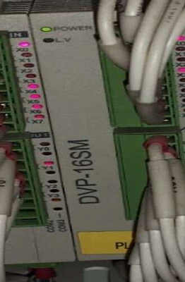  PLC DVP16SM11N (3-004-002-0022)  IDEA