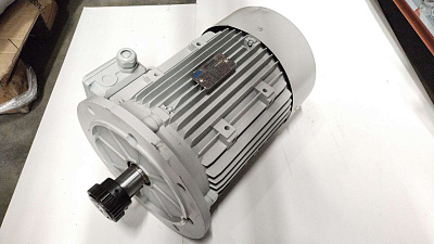     NCG3021L	MS132M-4 7.5KW