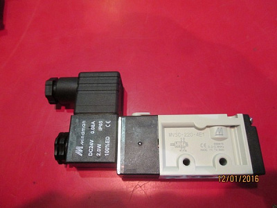  MVSC-220-4E1 DC24V (30500090)